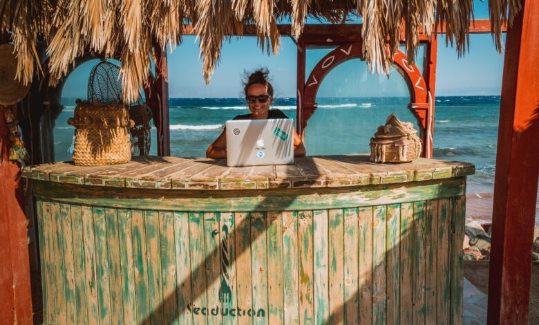 10 Tips on Becoming a Digital Nomad