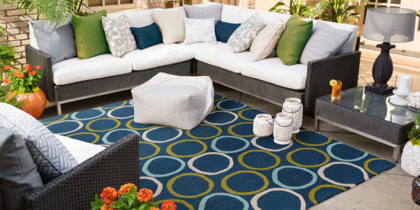 Indoor/Outdoor Rug Guide: Find the Perfect Rug for Your Home!
